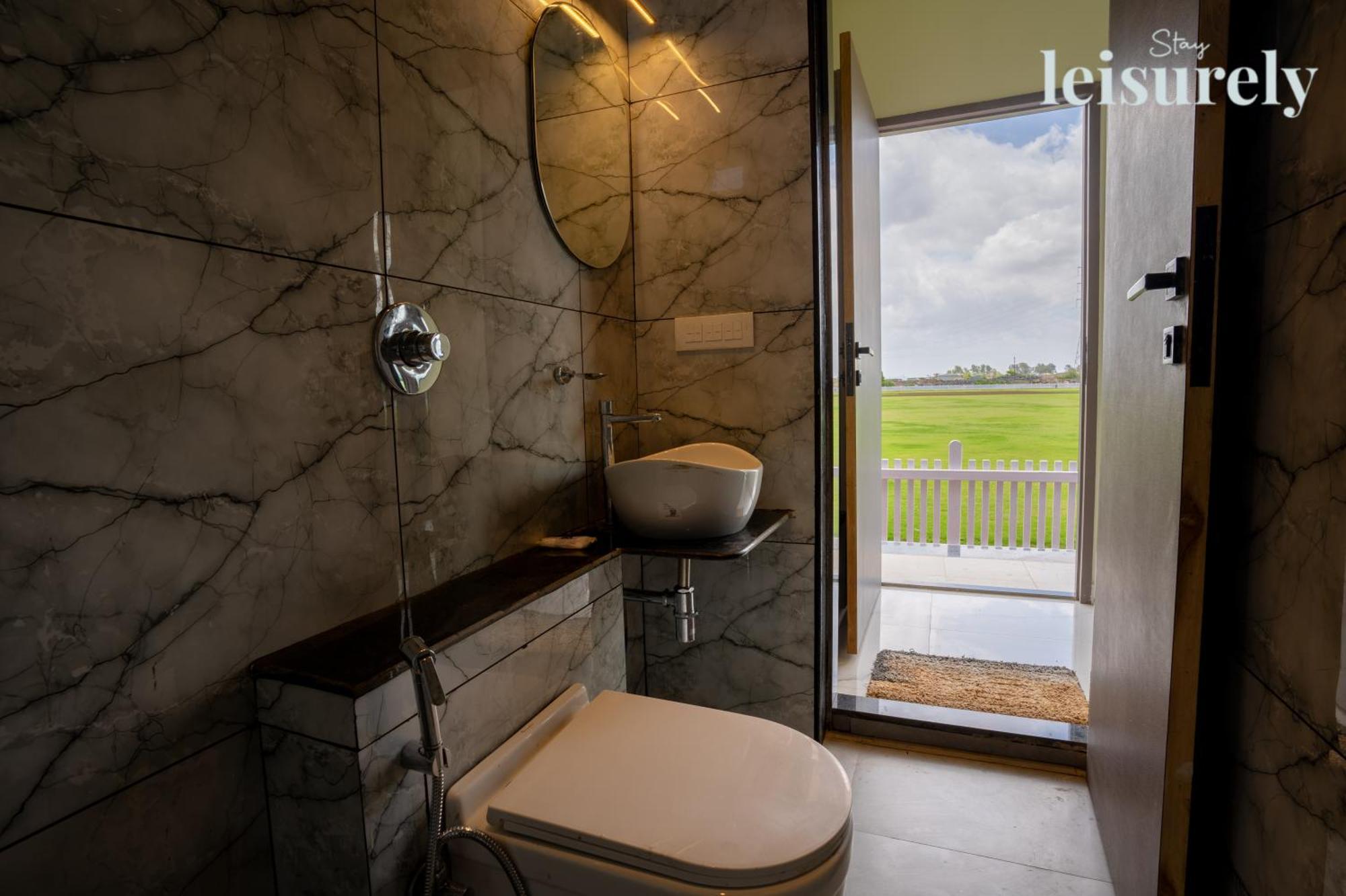 Stay Leisurely - Pavilion By The Hills, Lonavala - Stadium View Rooms Luaran gambar